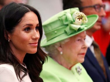 Meghan Markle raggiante con la Regina 10