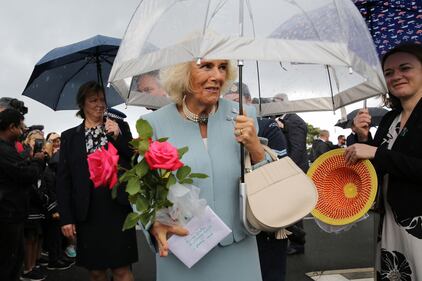 Secondo giorno per il principe Carlo e sua moglie Camilla in visita ad Auckland 7