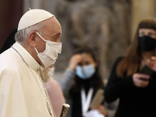 Andiamo a Messa, nonostante il Vaticano