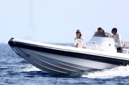 Elle Macpherson, fisico mozzafiato a Saint Tropez 7