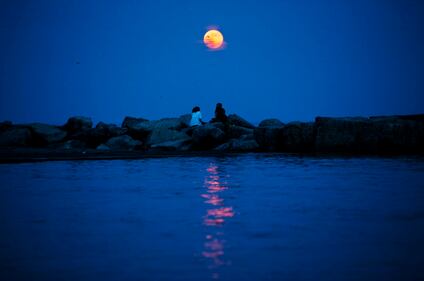 La Luna più bella dell'anno 10