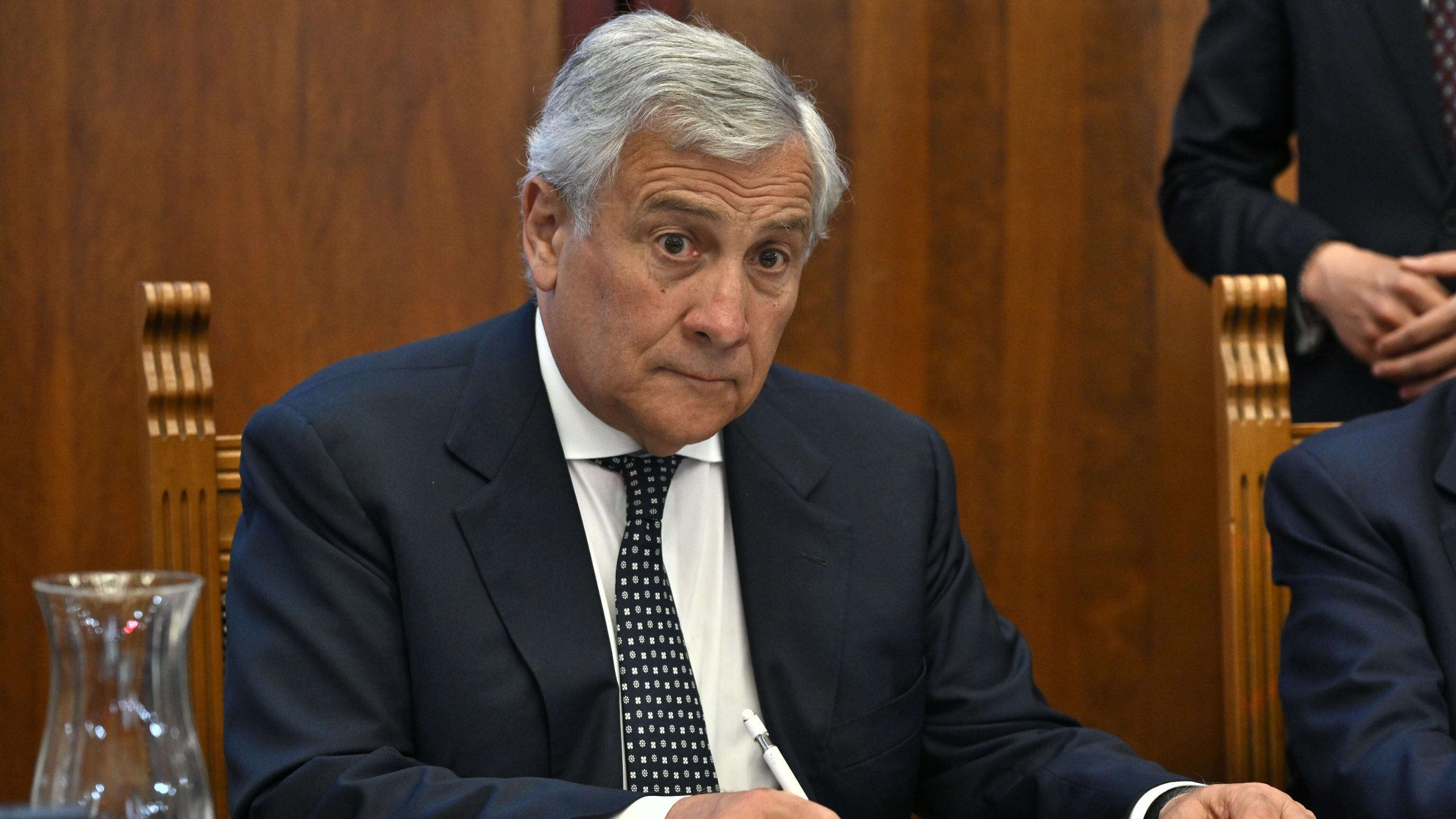 Basi italiane? Gli Usa non le hanno chieste. E Tajani sente Rubio