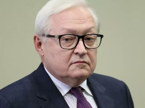 Ucraina, Mosca minaccia una "risposta brutale" se le armi occidentali colpiranno la Russia