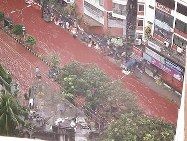 Dhaka, strade inondate di sangue 3