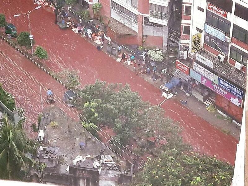 Dhaka, strade inondate di sangue 3