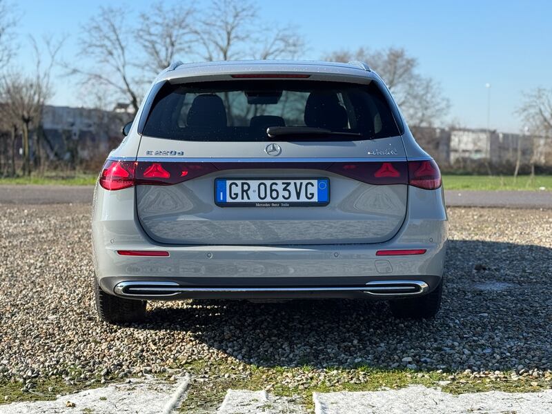 Mercedes Classe E SW Diesel: guarda la gallery della familiare dai bassi consumi 10