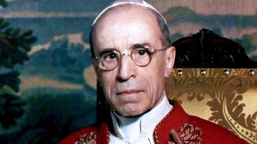 Gli esorcismi di Pio XII per evitare che al voto vincessero i comunisti