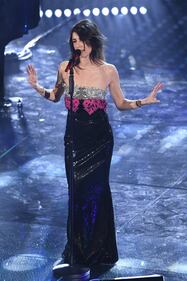 Sanremo, la mossa sexi di Giorgia per non perdere l'abito 13