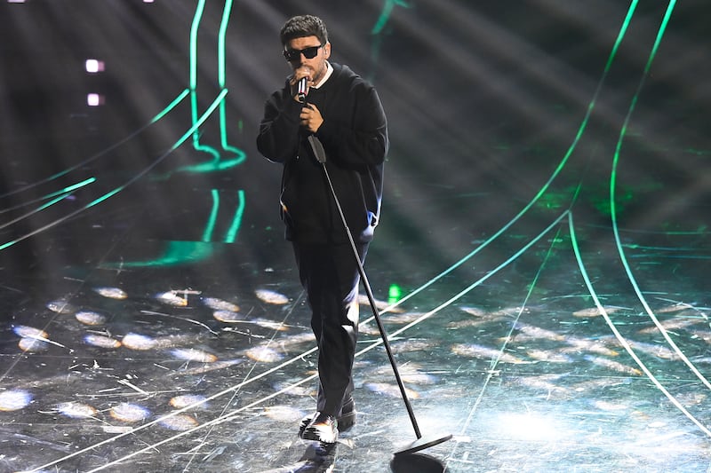 Sanremo 2024: ecco il look della prima serata del Festival da Gazzelle 5