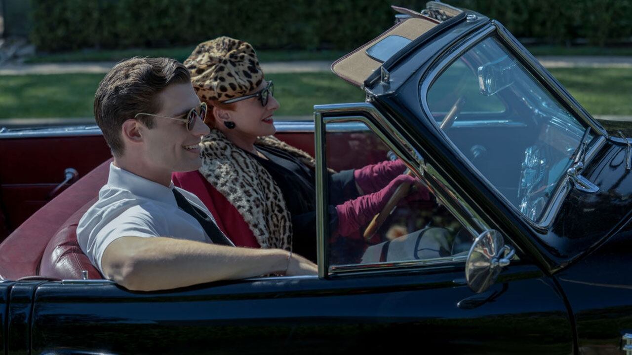 Appassiona e diverte "Hollywood", la storia del cinema rivisitata