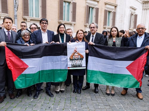 L’indagato filo-Hamas e i 5 Stelle. Il caso in Parlamento: "Chiarite"