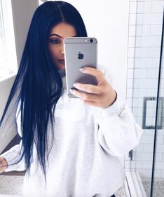 Kylie Jenner sexy e provocante 4