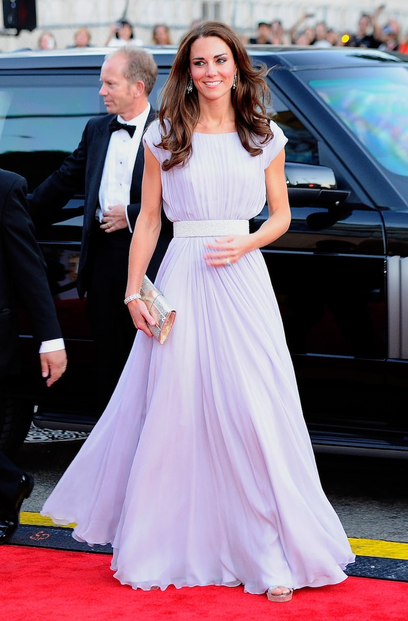 Kate Middleton, le foto della futura principessa 3