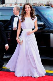 Kate Middleton, le foto della futura principessa 3