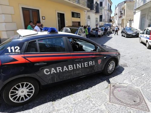 Percepiscono il reddito di cittadinanza, ma lavorano: denunciati