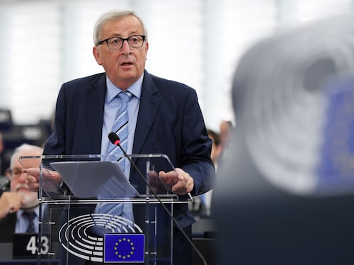 Le mani di Juncker sui soldi Ue: non ha mai lasciato il palazzo del potere