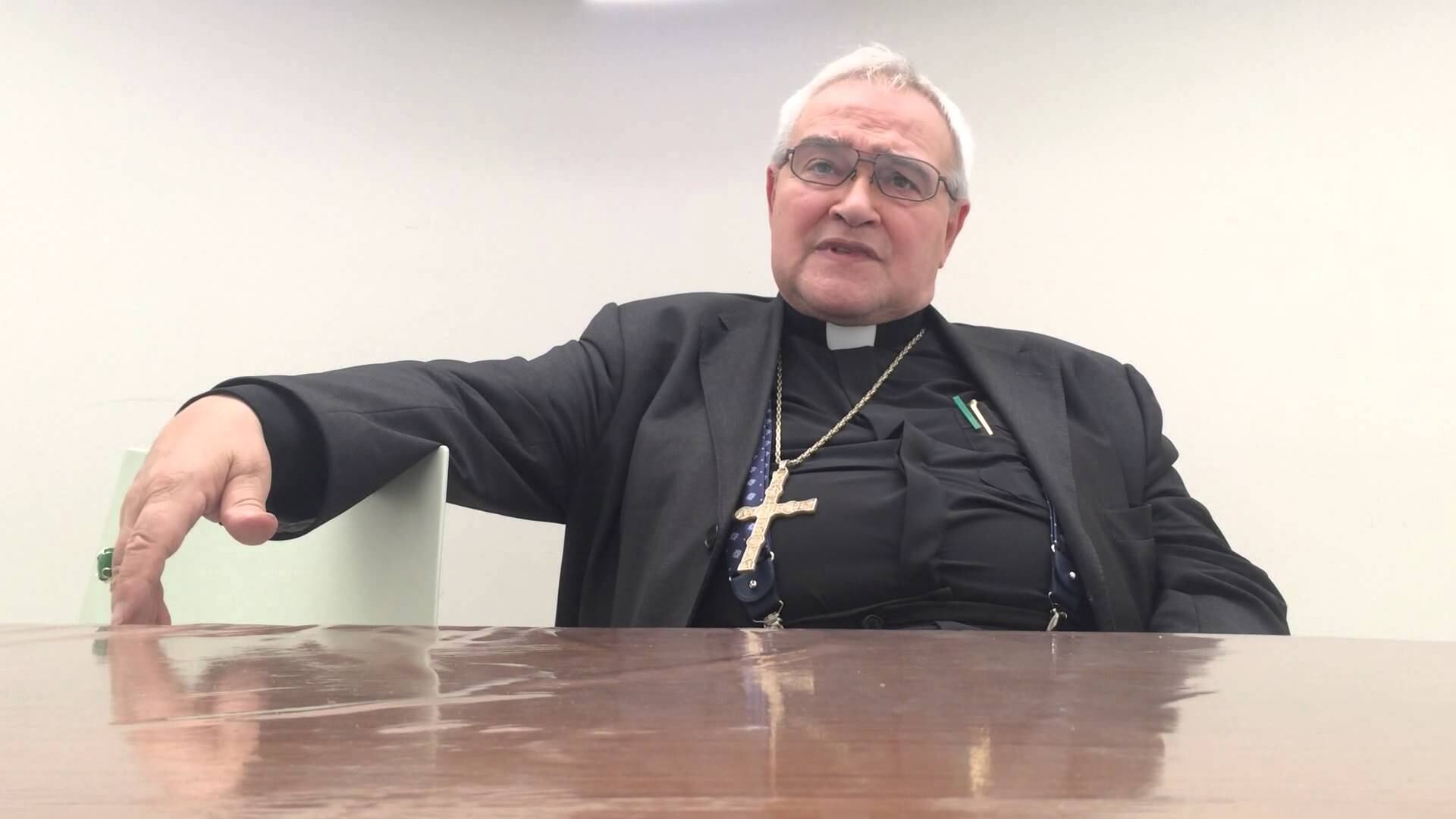 Immigrazione, il vescovo Negri: "Rischio eliminazione della società"