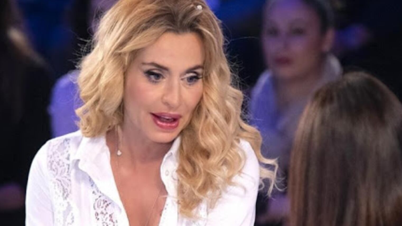 Verissimo, Valeria Marini rivela: "Ecco perché sono stata male"
