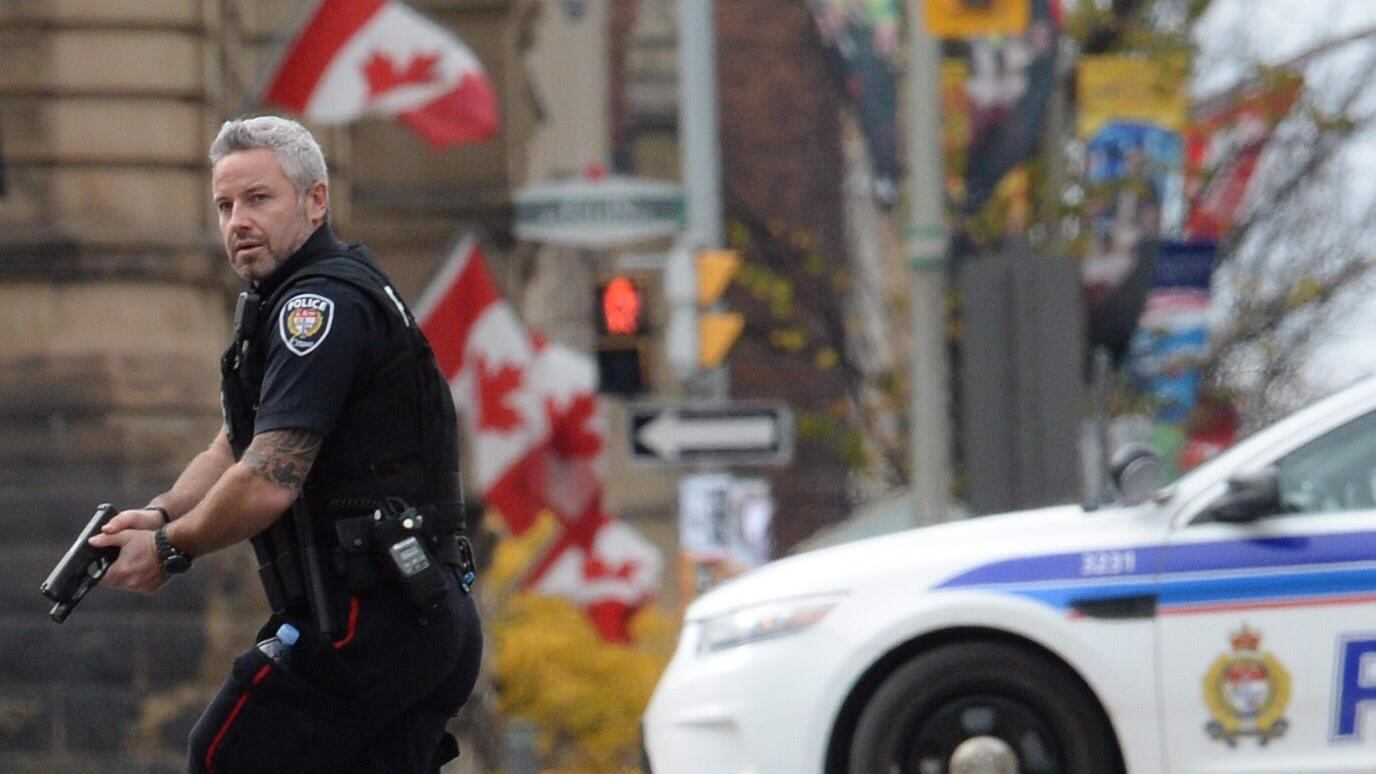 Spari in Parlamento e morti: un jihadista terrorizza Ottawa