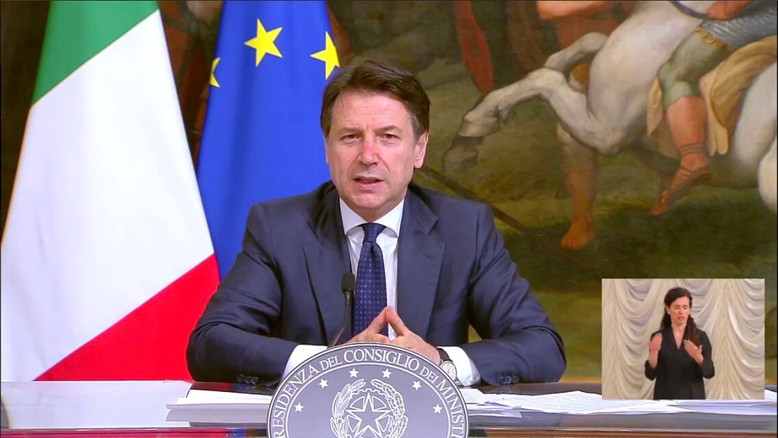 La vittoria dei sordi, finalmente Conte parla con l'interprete Lis