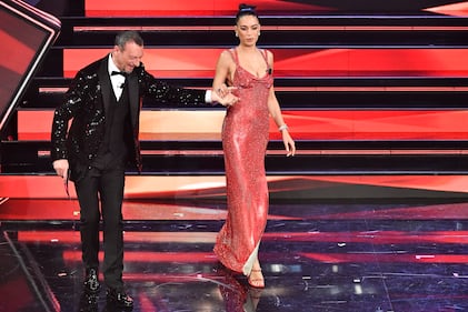 Elodie a Sanremo con spacco siderale 2