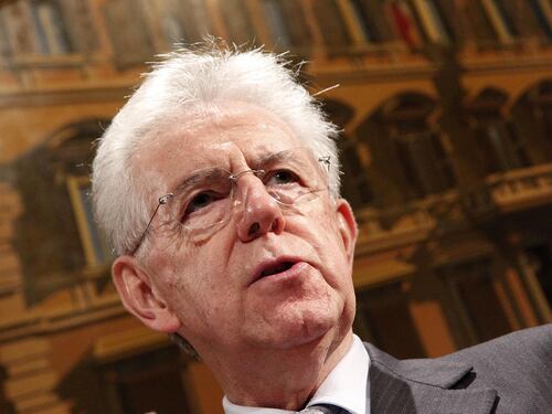 Monti appalta l'Italia a preti, Fini e Casini