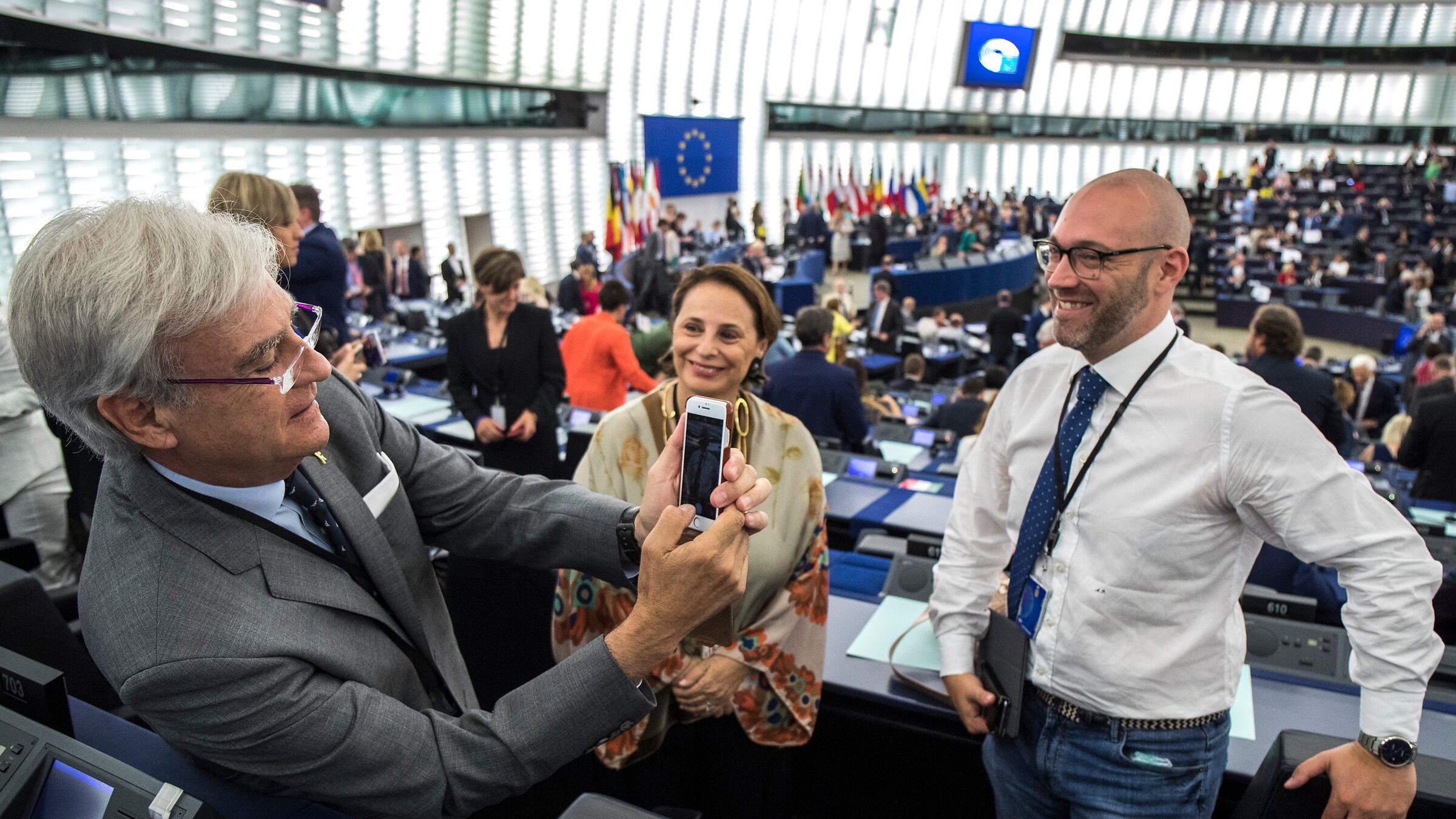 La deputata Ue dalla Lega a Fi. E aderisce anche al Ppe