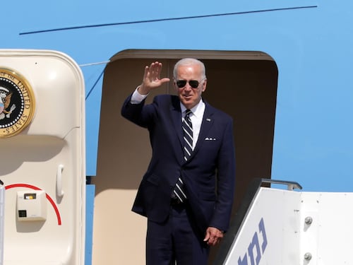 "Pronto lo stato di emergenza": scontro frontale tra Biden e il Congresso