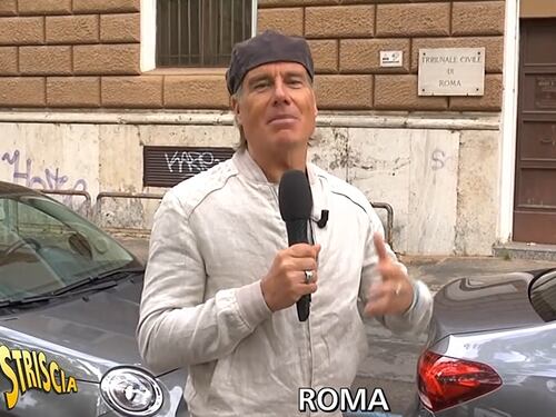 "Niente scontrini al bar". Il nuovo scandalo di Striscia colpisce il Tribunale di Roma