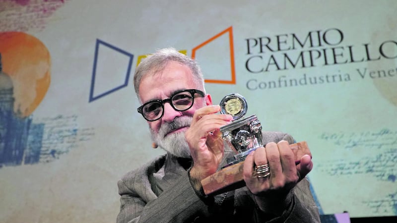 “Se mancano gli intellettuali, il male dilaga”