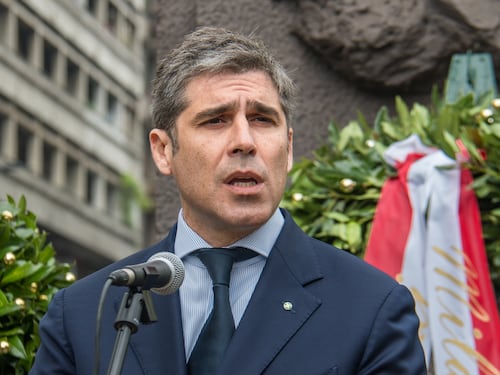 "Lupi e Gabriele? Depongano le armi per Milano"