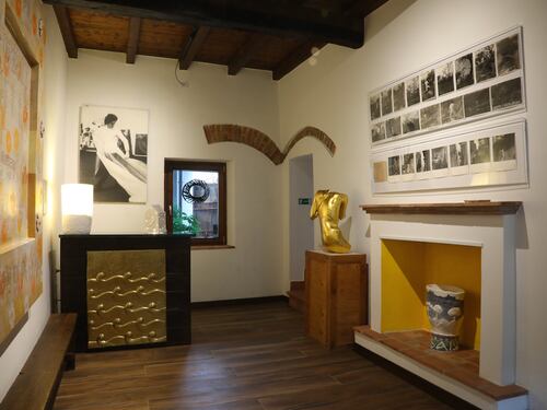 Dormire in un museo nelle "Camere d'Arte" firmate Gaetano Grillo
