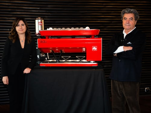 Illetta, così l’espresso diventa sartoriale
