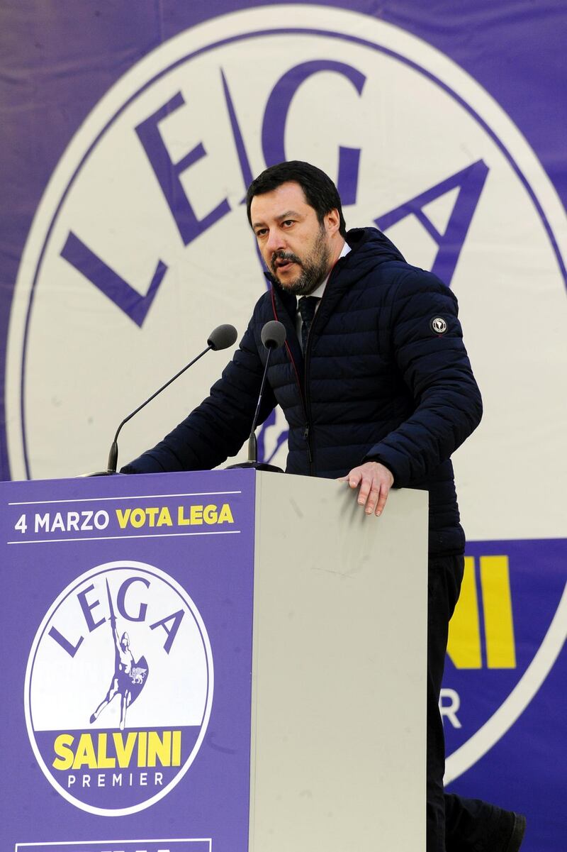 Salvini in piazza Duomo a Milano 14