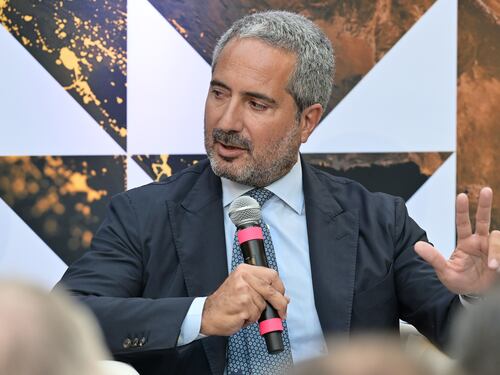 Maxi ordine dalla Marina. Fincantieri balza in Borsa