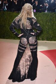 Madonna al Met Gala 2016 44