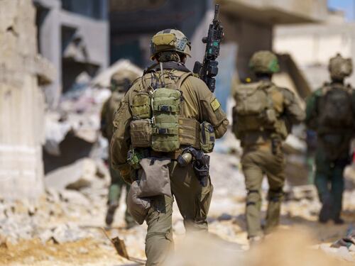 "Evacuati 950mila civili". Israele sgombera Rafah. Ma Hamas attacca ancora