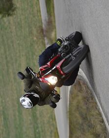Prova Honda CB500, bicilindrica da 30 con un litro 14