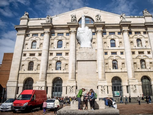 Unicredit-Bpm, è guerra pure sul prezzo dell'Ops