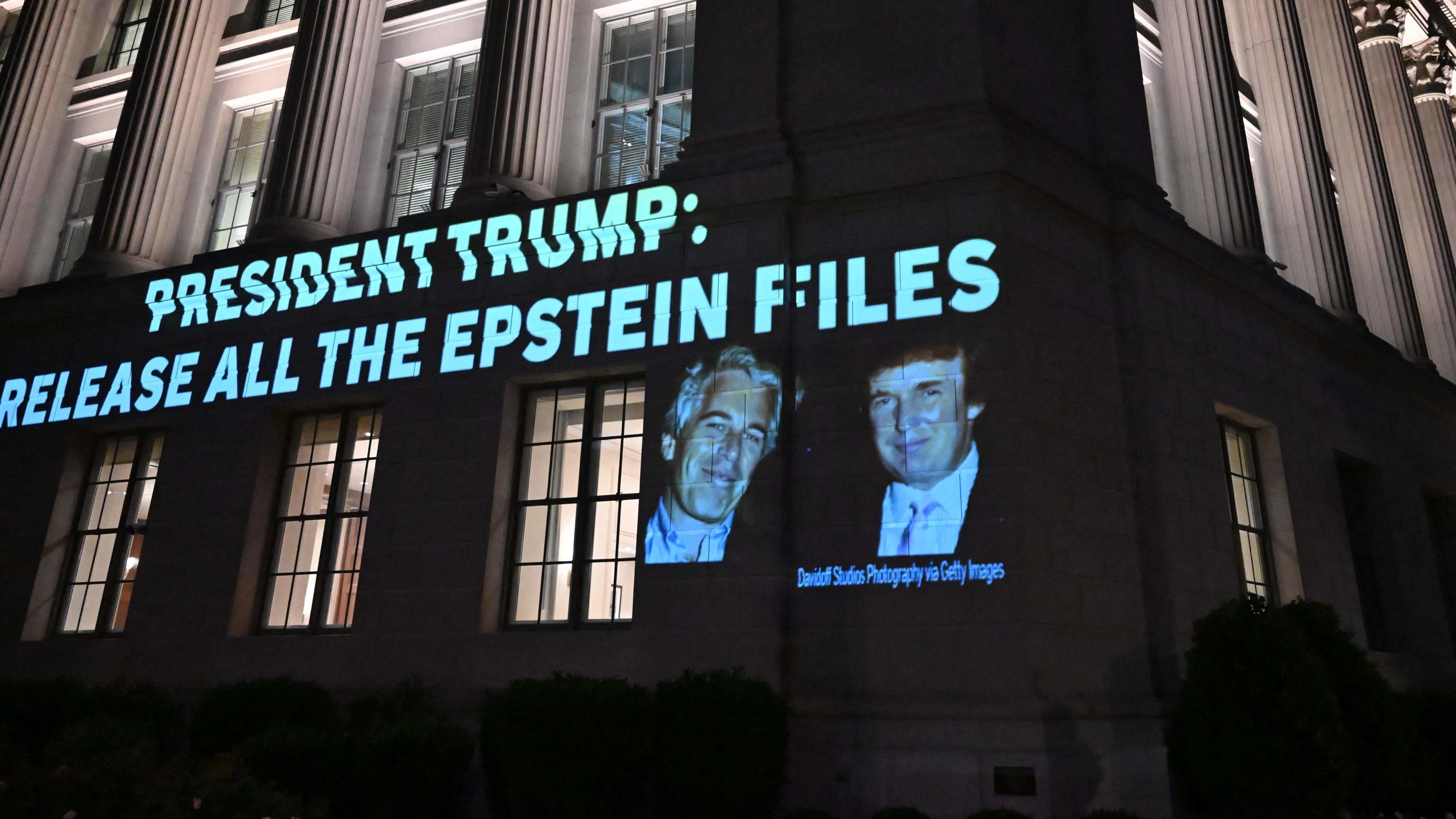 Il fratello di Epstein: "Sapeva cose compromettenti su Trump"