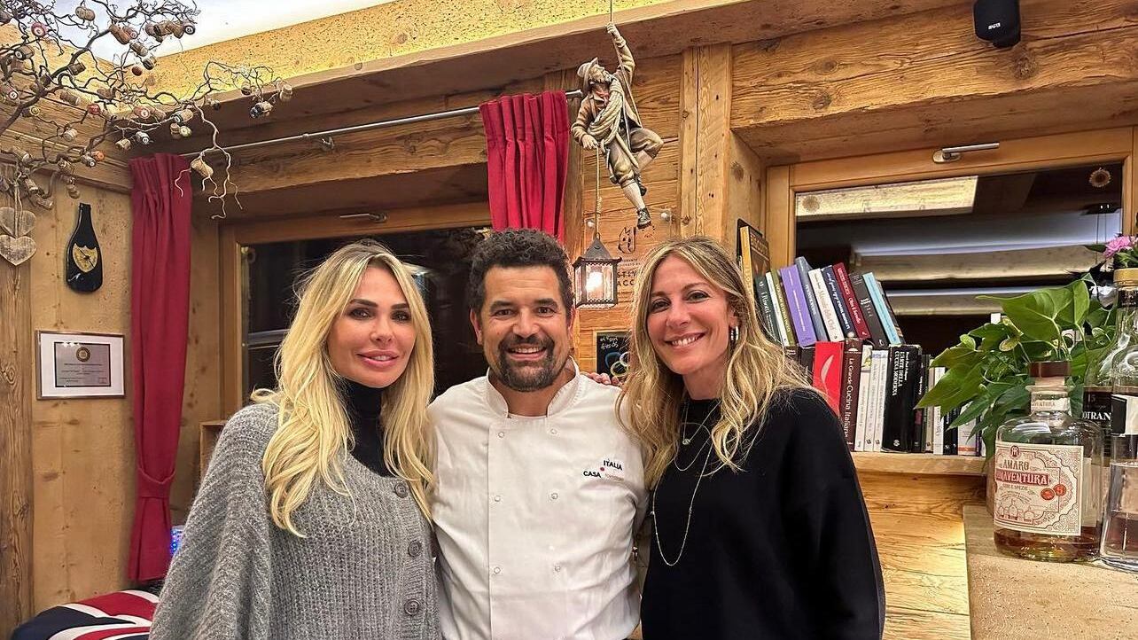 Ilary Blasi a cena con Francesca Fagnani: cosa bolle in pentola?