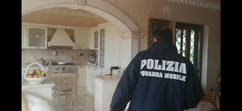 Blitz contro i Casamonica: arresti e sequestro di beni 4