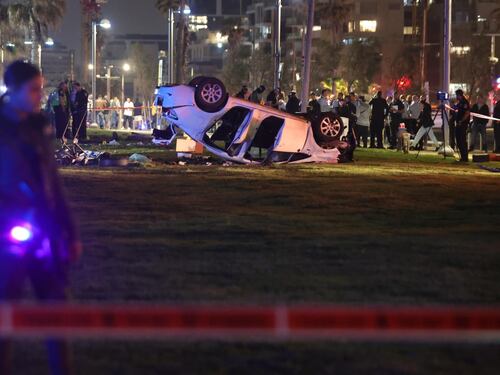 "Il rombo dell'auto, gli spari, il mio amico a terra". L'orrore di Tel Aviv: così è morto Alessandro Parini