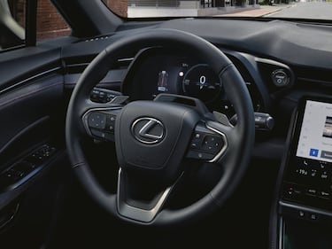 Le foto del nuovo Lexus LBX ibrido 2