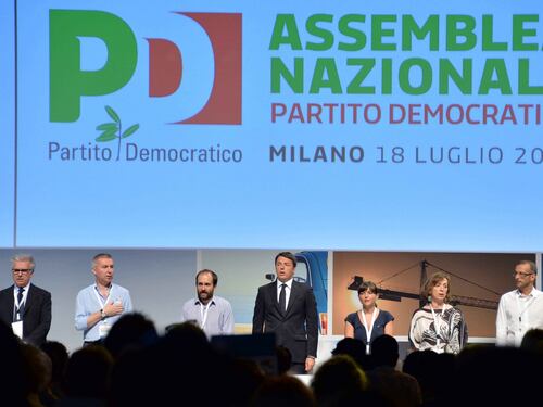 Gufi in picchiata su Renzi: "Riprediamoci il Pd"