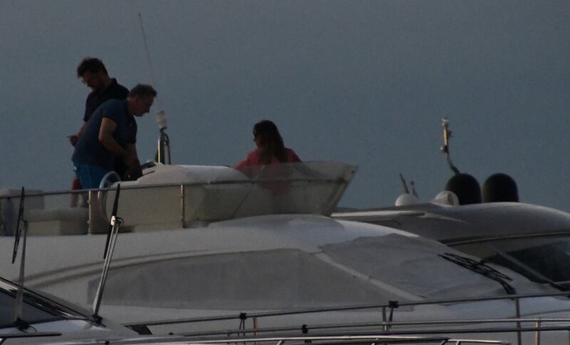 Maria Elena Boschi a Ischia senza Giulio 1