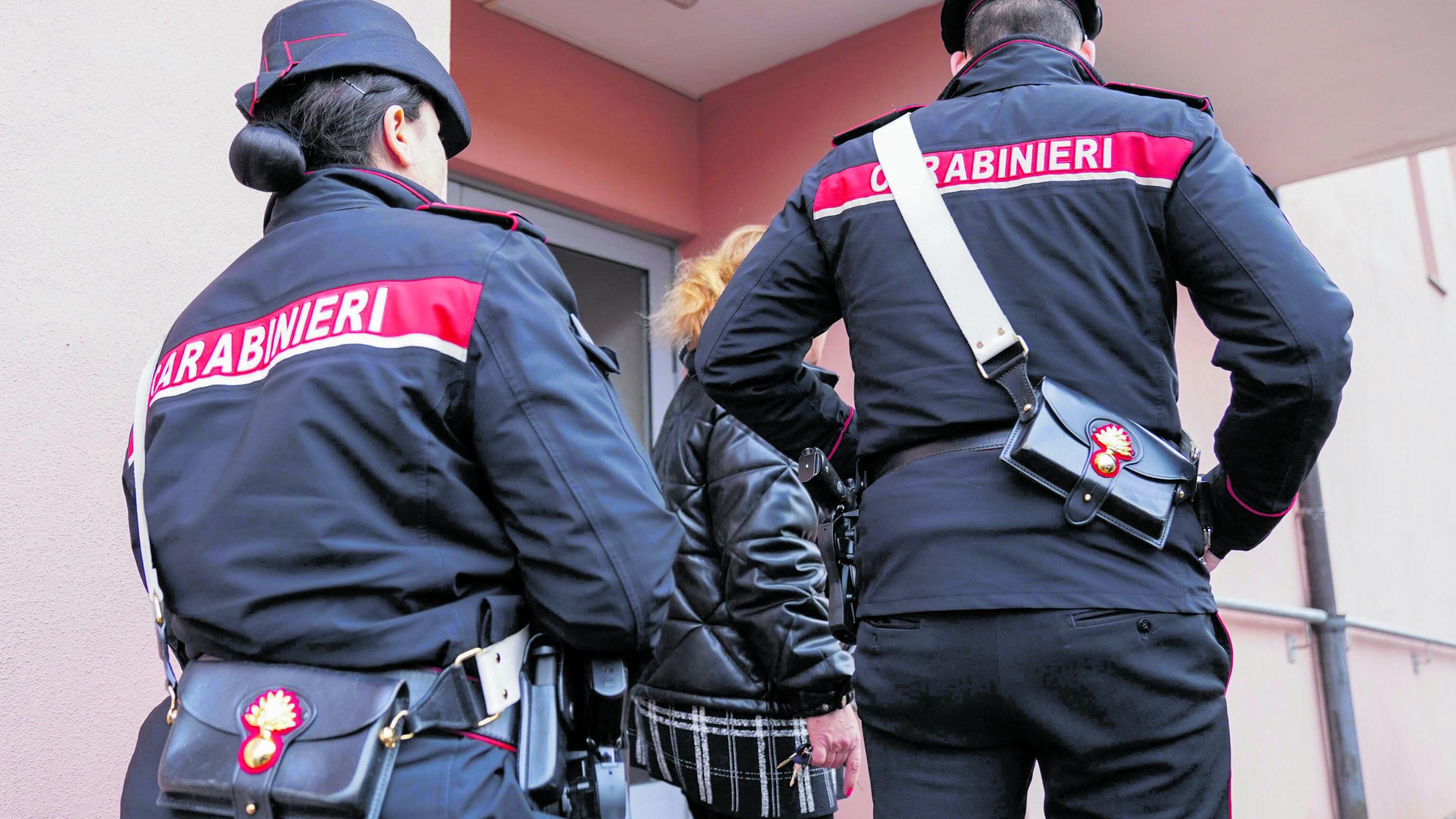 Arrestato allenatore di volley che molestava ragazzine di 13 anni