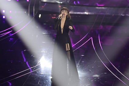 Sanremo 2024: ecco il look della finalissima del Festival di Annalisa 2