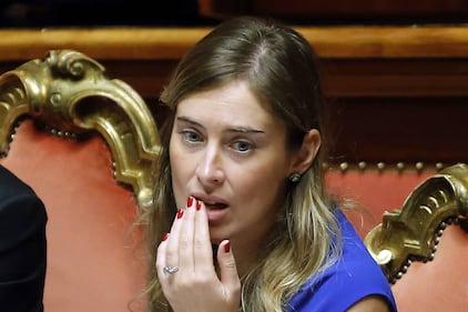 Il ministro Boschi in aula al Senato 8