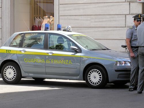Caserta, acque reflue contaminate nel fiume Garigliano: blitz della Guardia di finanza